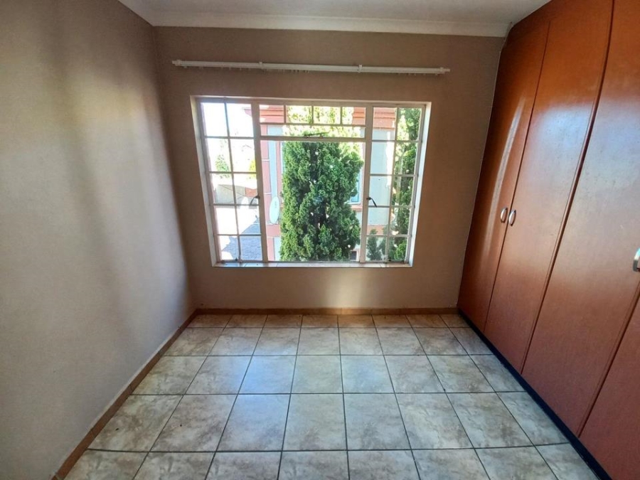 2 Bedroom Property for Sale in Potchefstroom Rural North West